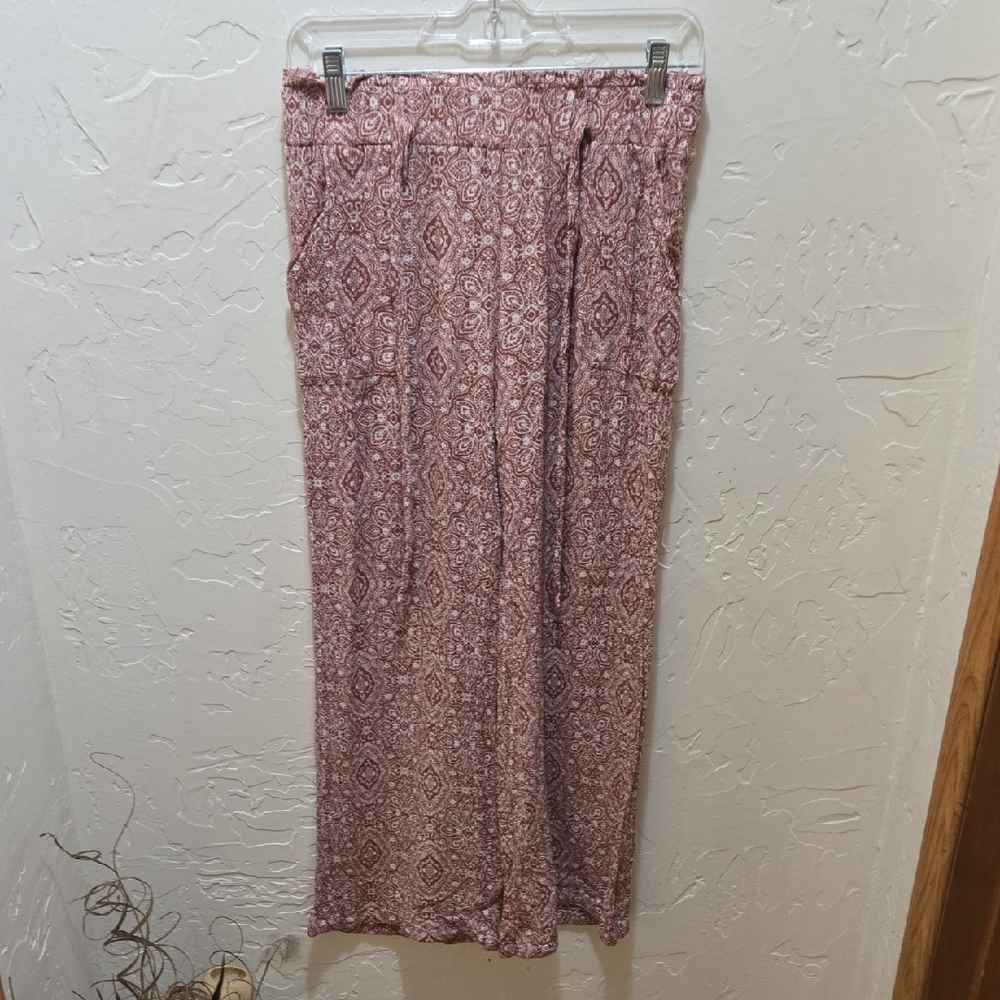 3/$10 Joe Benbasset Red and White Maxi Wide Leg Pants